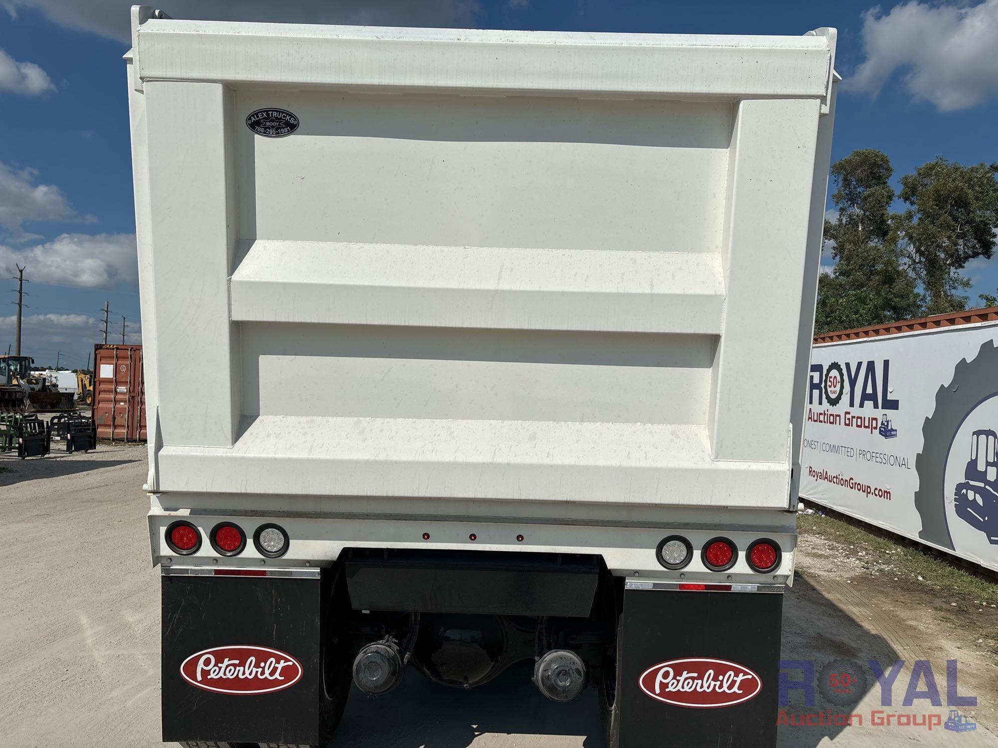 2022 Peterbilt 579 Tri-Axle 21Yd Dump Truck