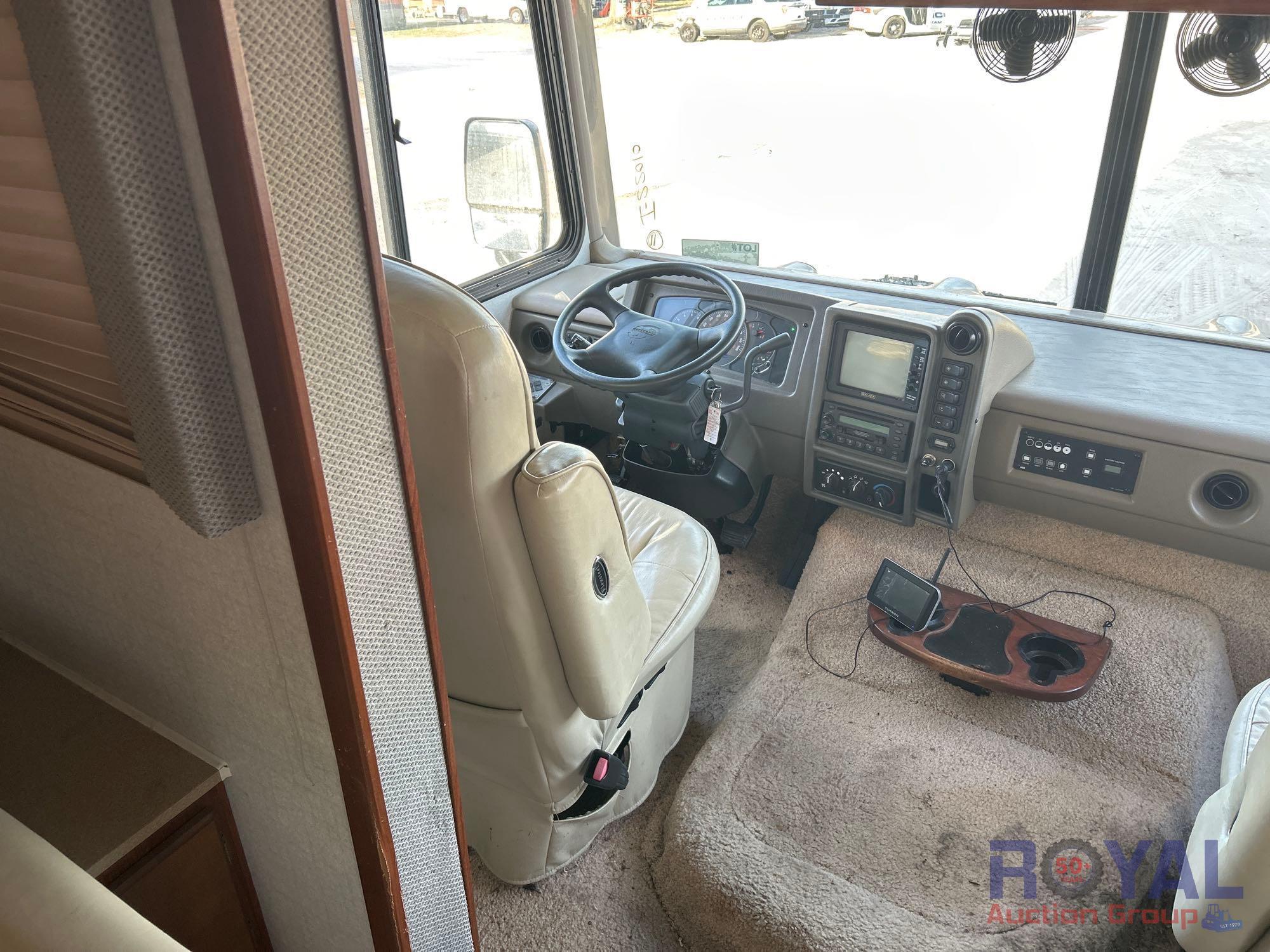 2005 Fleetwood Bounder 35E Motorhome
