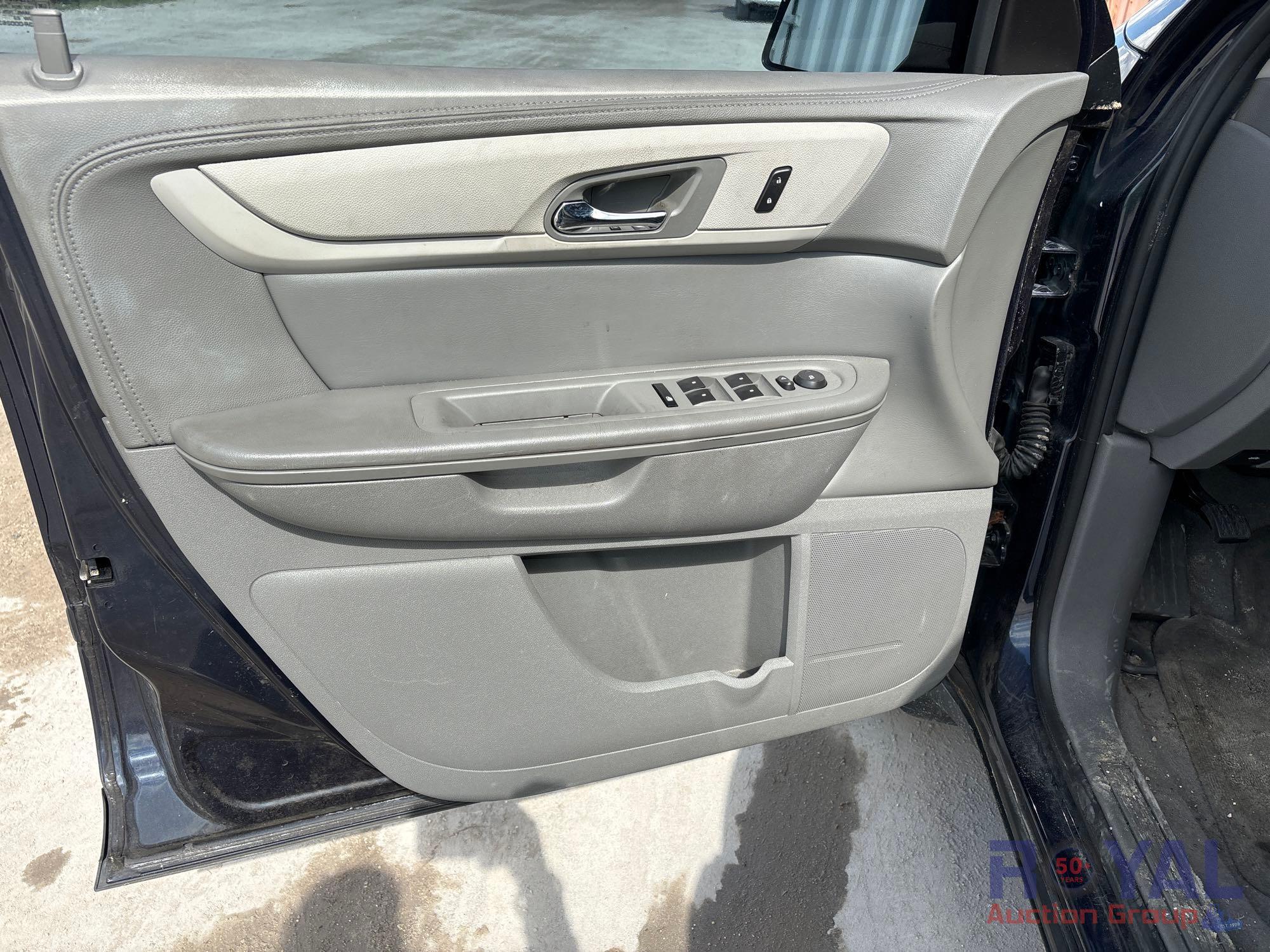2017 Chevrolet Traverse LS SUV