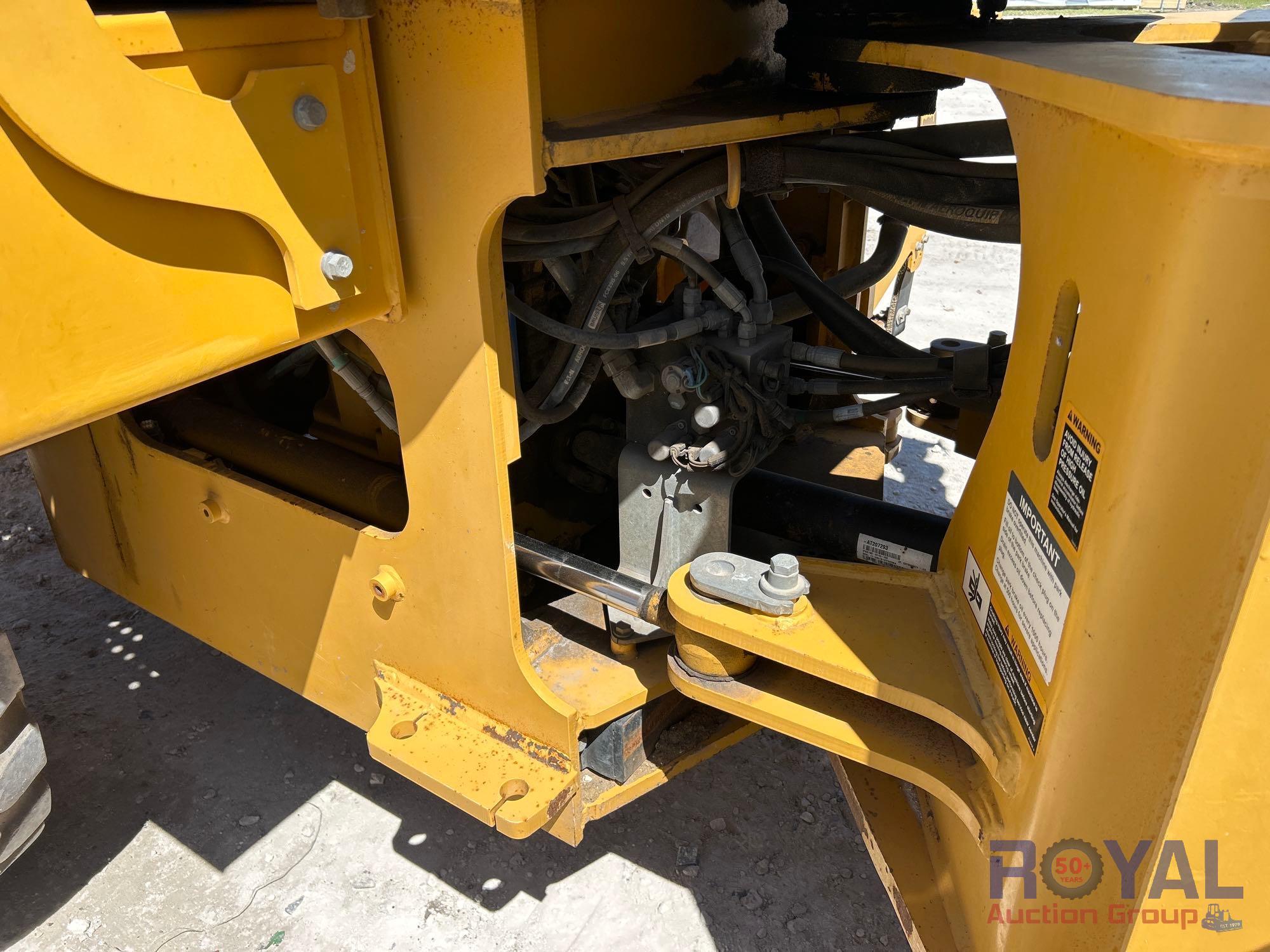 2015 John Deere 524K Articulated Wheel Loader