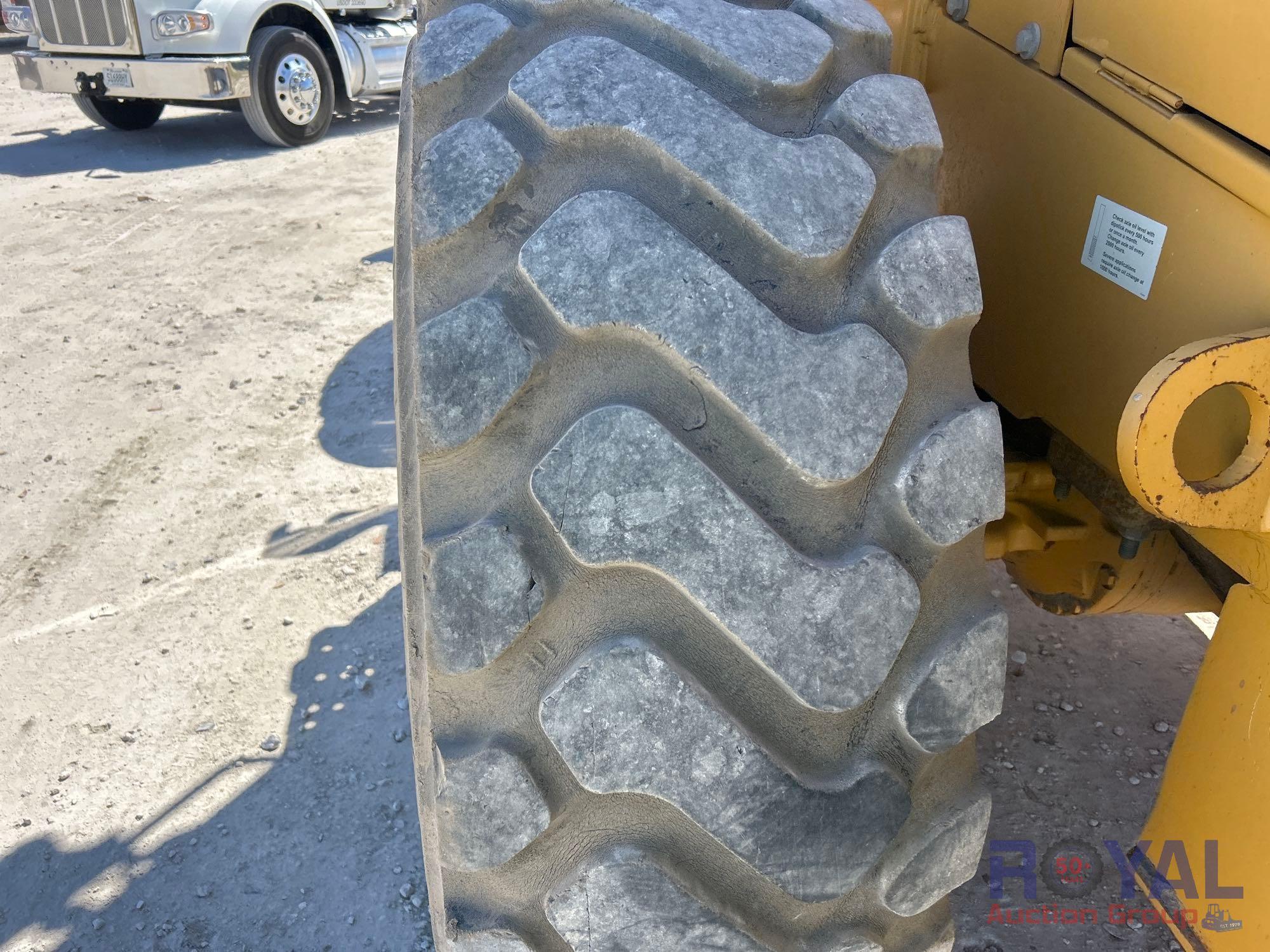 2015 John Deere 524K Articulated Wheel Loader