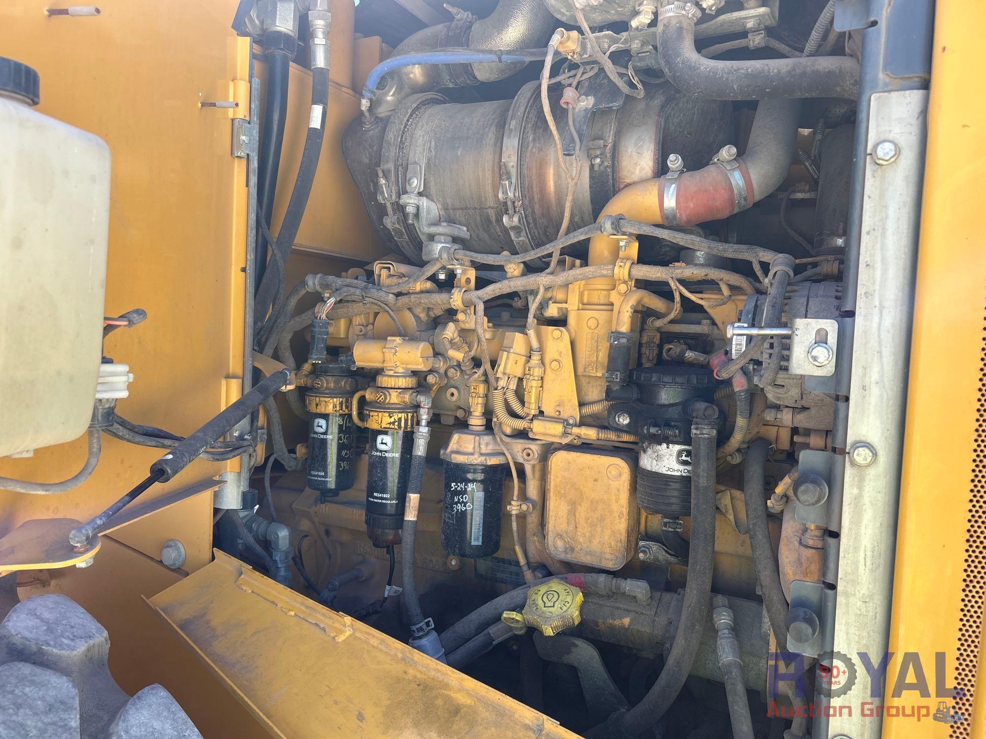 2015 John Deere 524K Articulated Wheel Loader