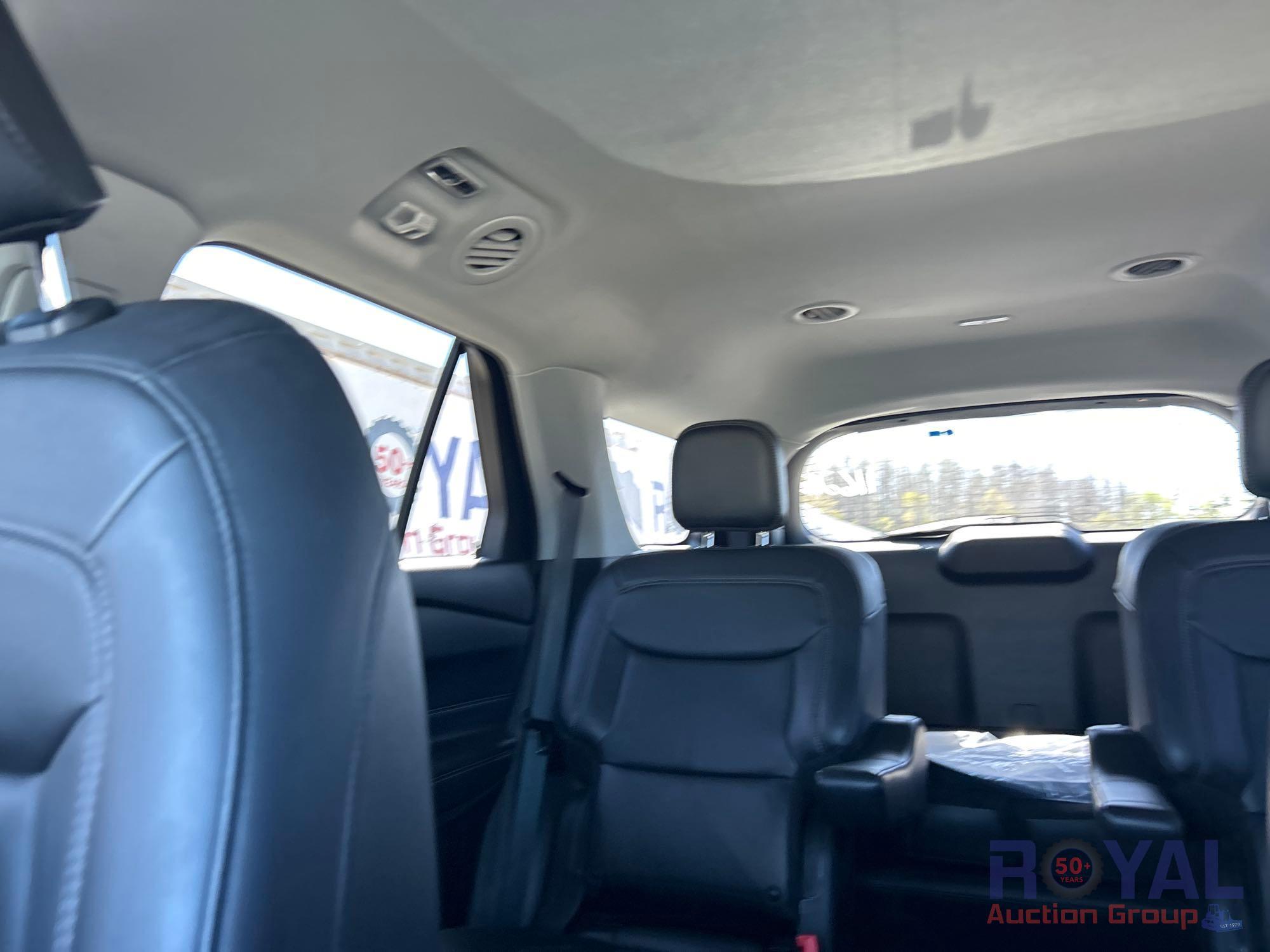 2023 Ford Explorer XLT SUV