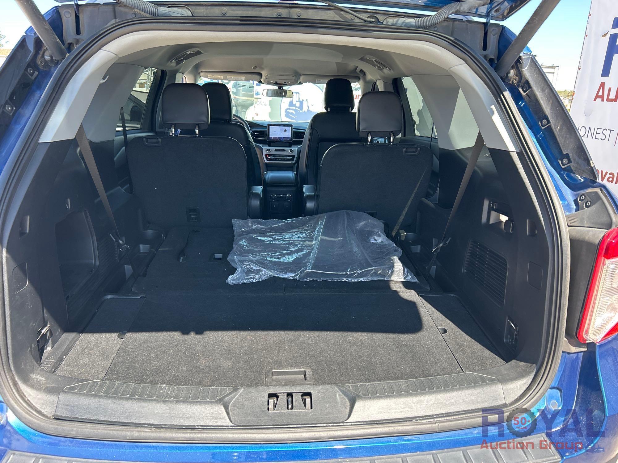 2023 Ford Explorer XLT SUV