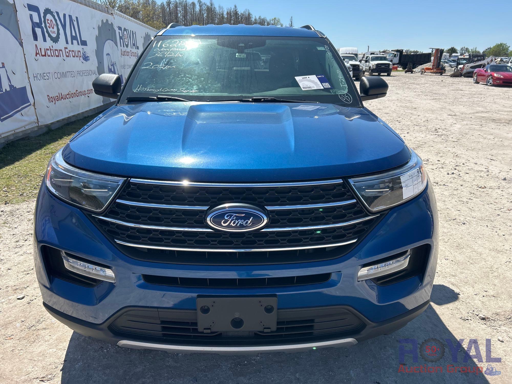2023 Ford Explorer XLT SUV