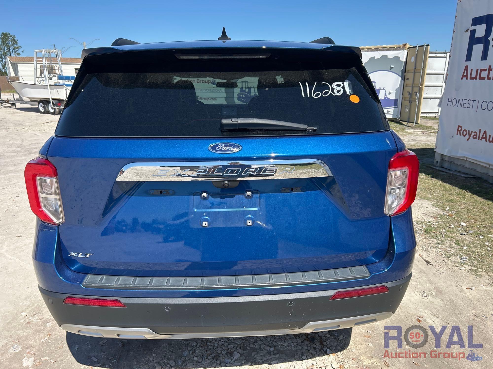 2023 Ford Explorer XLT SUV