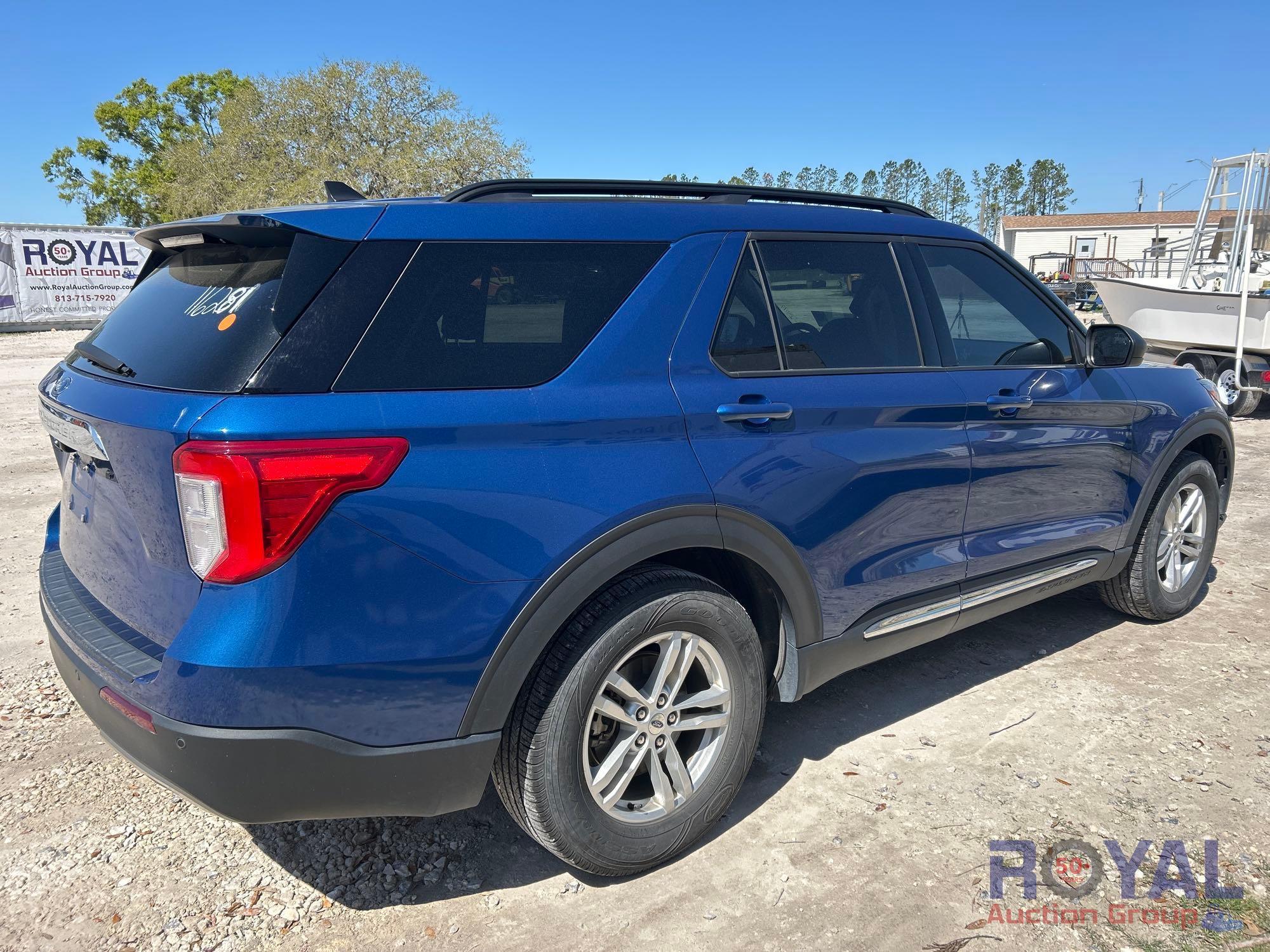 2023 Ford Explorer XLT SUV