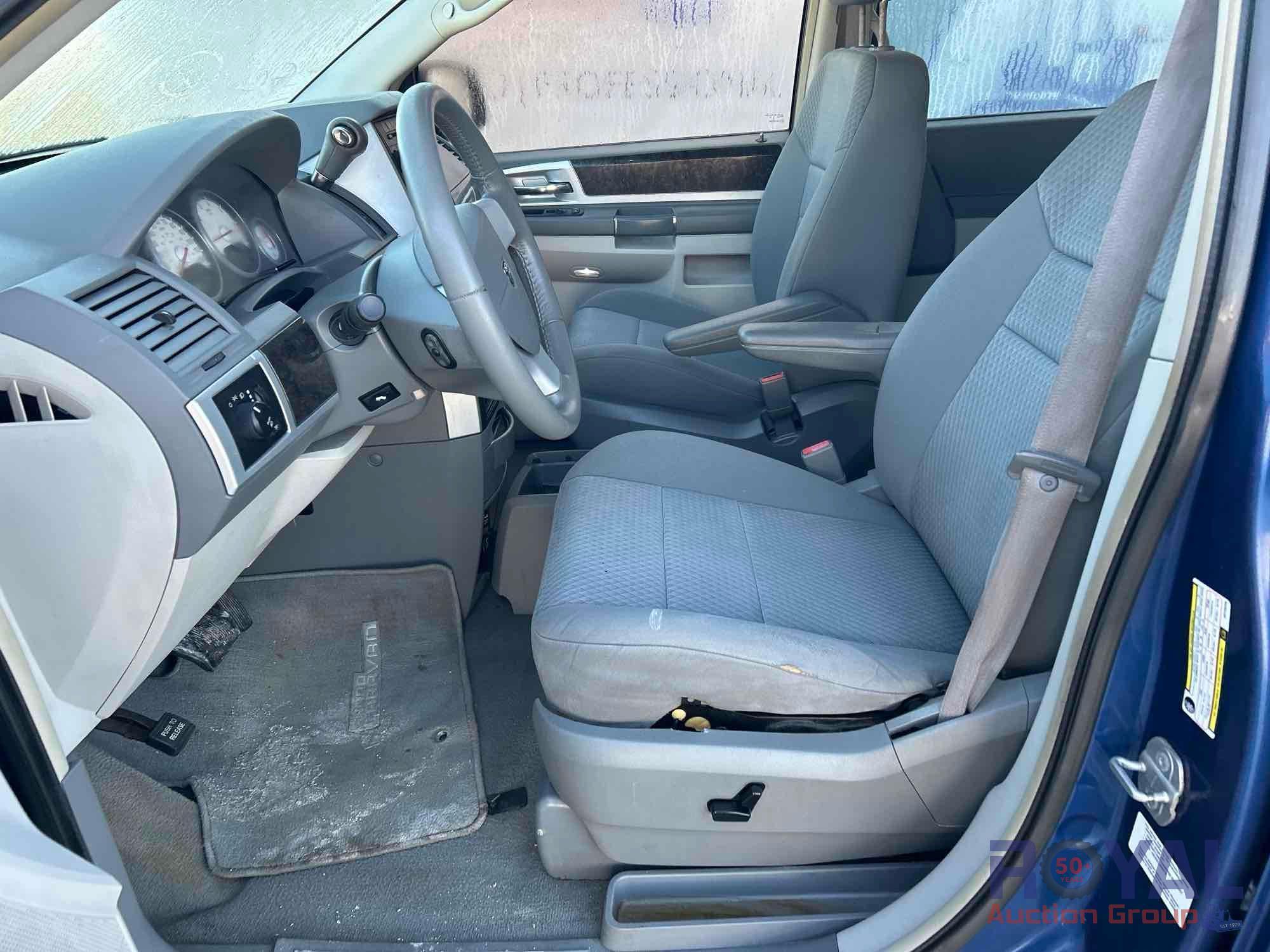 2010 Dodge Grand Caravan SXT Van