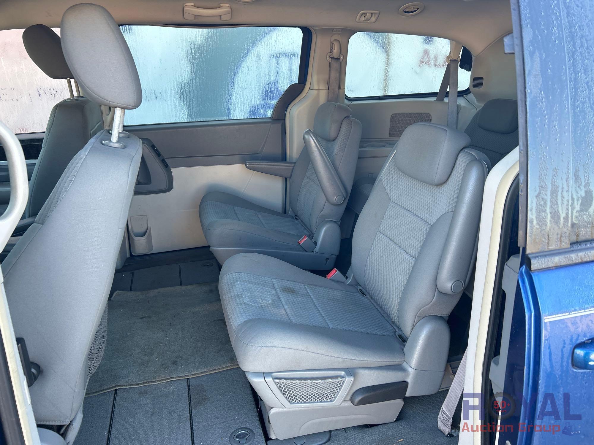 2010 Dodge Grand Caravan SXT Van