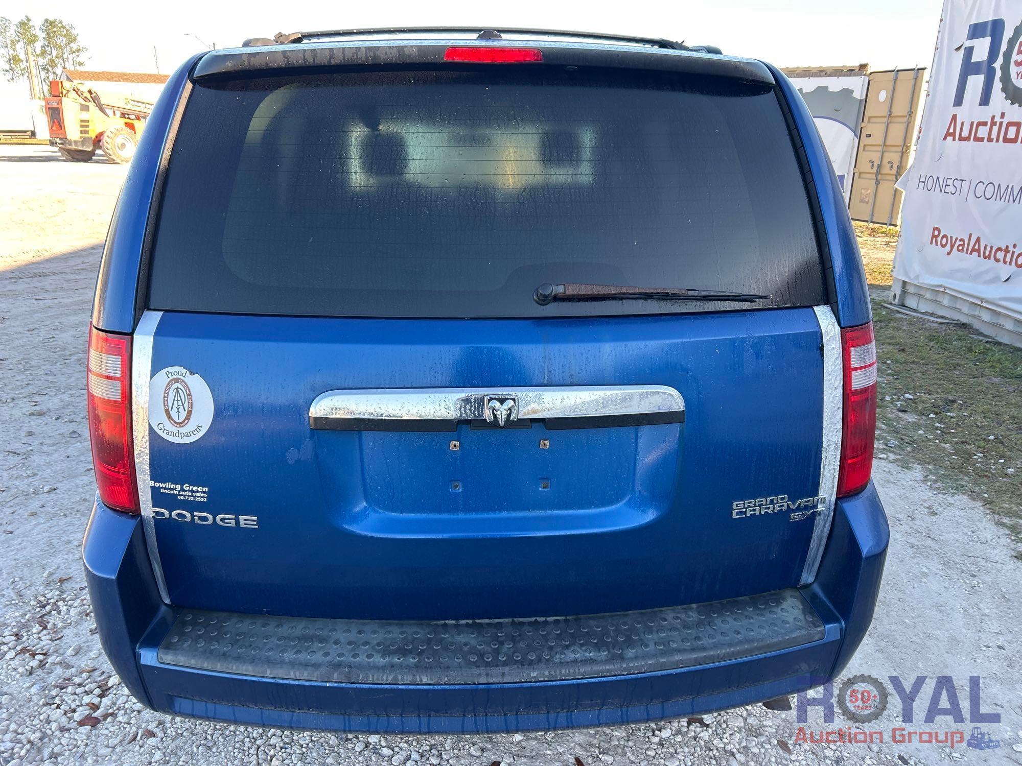 2010 Dodge Grand Caravan SXT Van