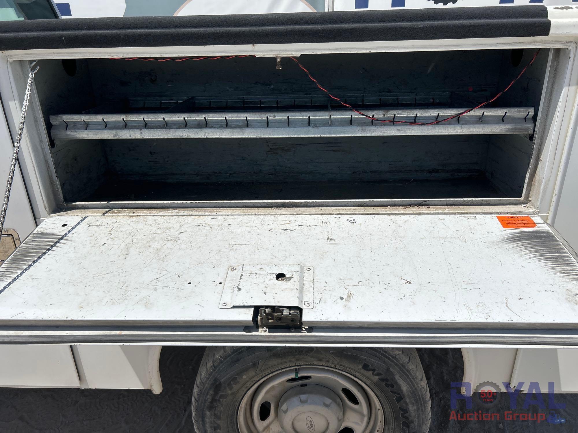 2006 Ford F-250 4x4 Ext. Cab Reading Service Truck