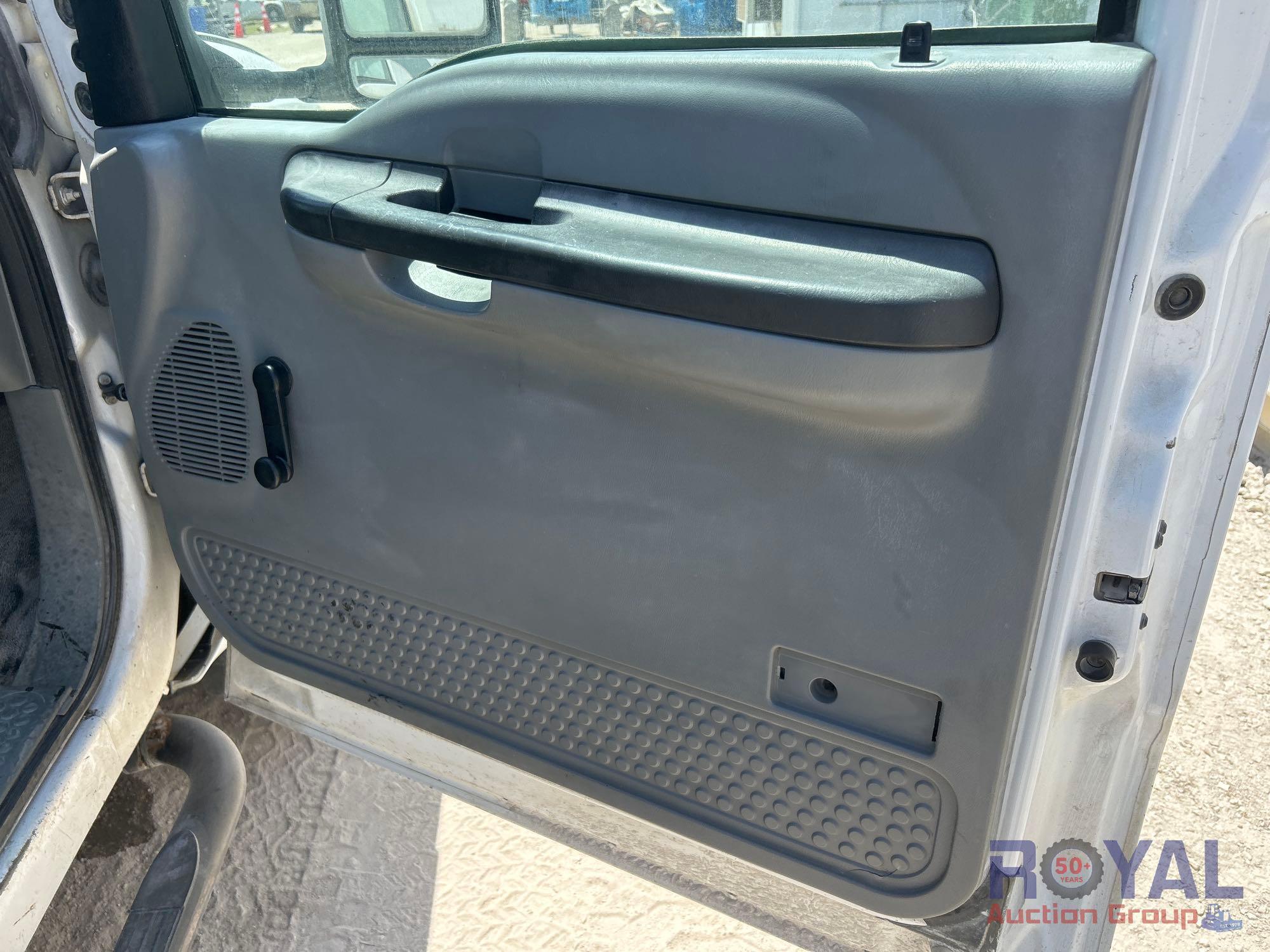 2006 Ford F-250 4x4 Ext. Cab Reading Service Truck