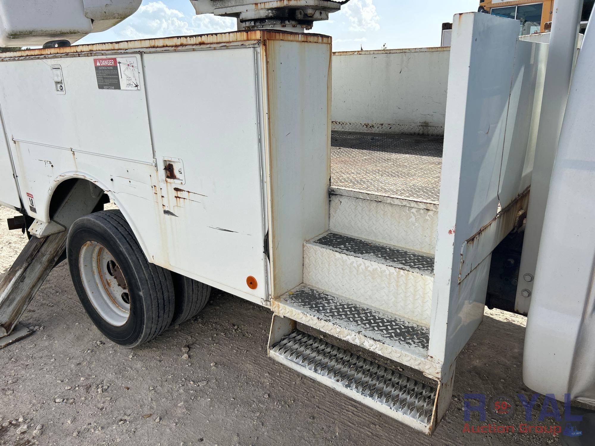 2002 Ford F-550 Altec L37MR 37ft Material Handling Insulated Bucket Truck