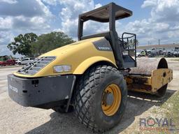 2011 Volvo SD-100D Single Drum Vibratory Dirt Compactor