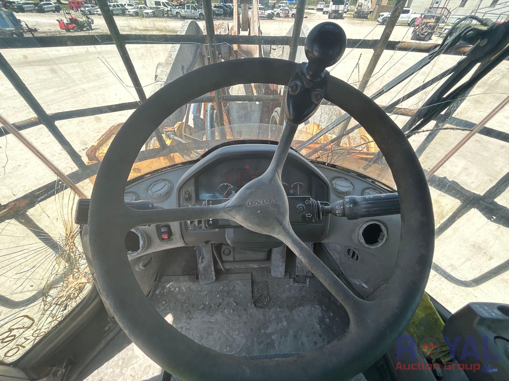 2014 Volvo L180G Articulated Wheel Loader
