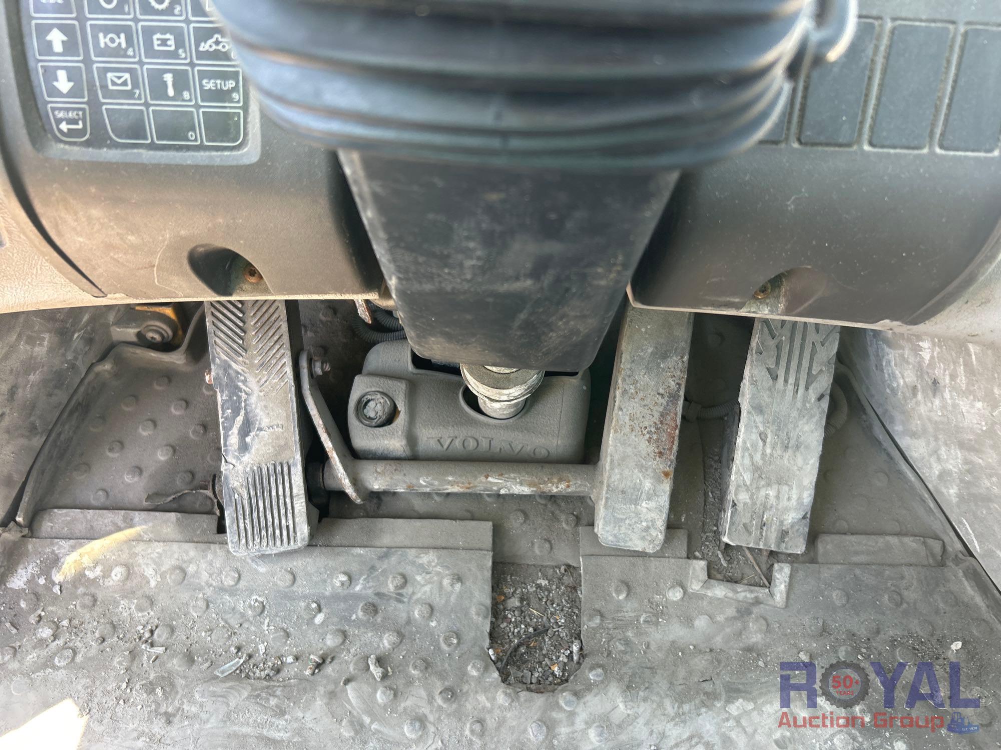 2014 Volvo L180G Articulated Wheel Loader