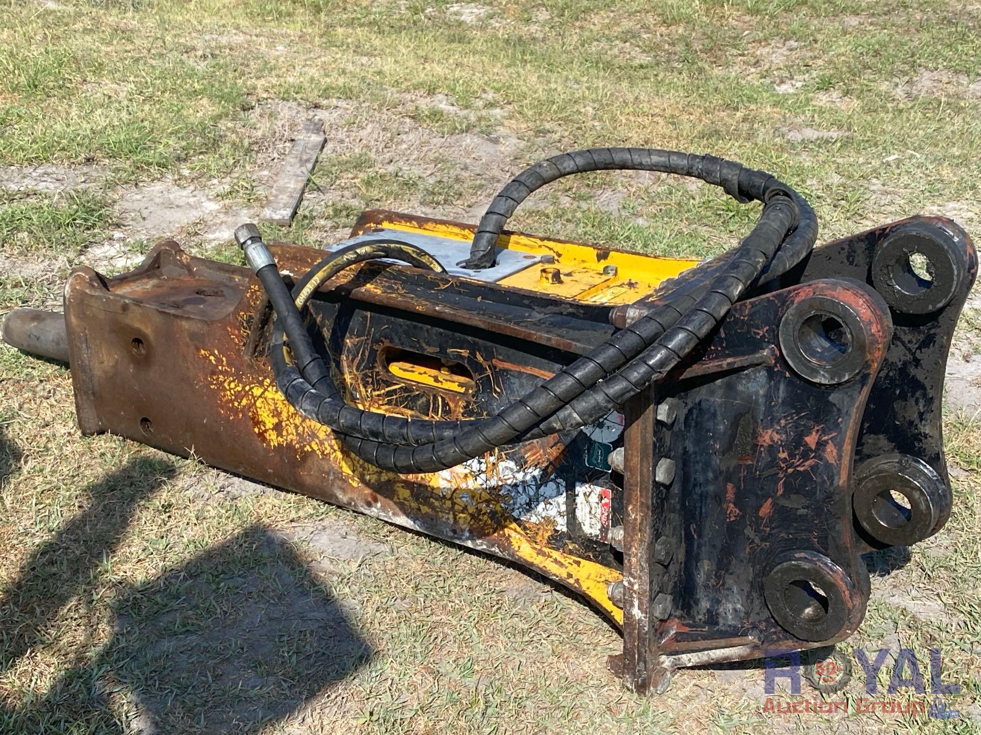 2018 D and A 130V Hydraulic Breaker Excavator Attachment
