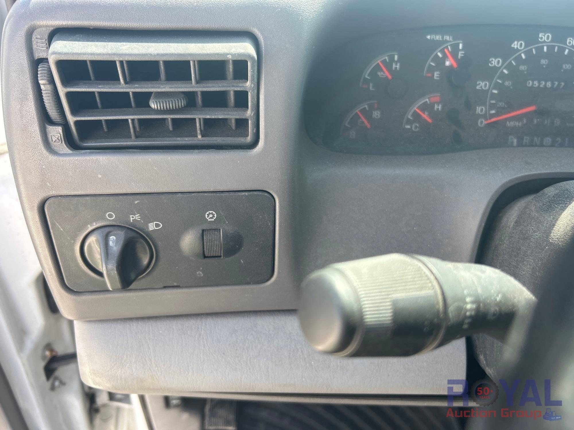 2001 Ford F-550 Crew Cab Auto Crane 4004EH 4,000LB Mechanics Crane Service Truck