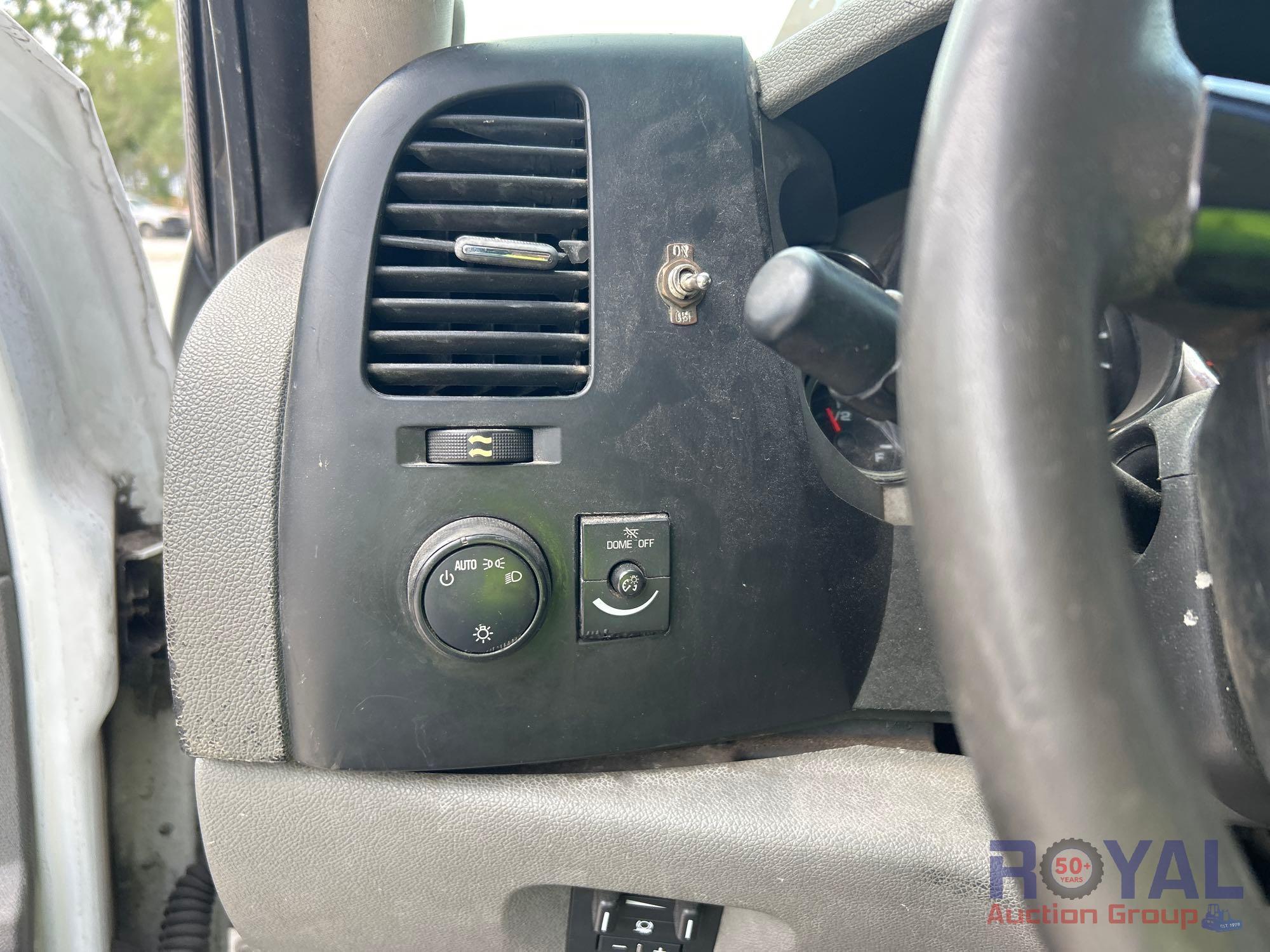 2012 GMC Sierra 3500HD Crew Cab Dump Truck