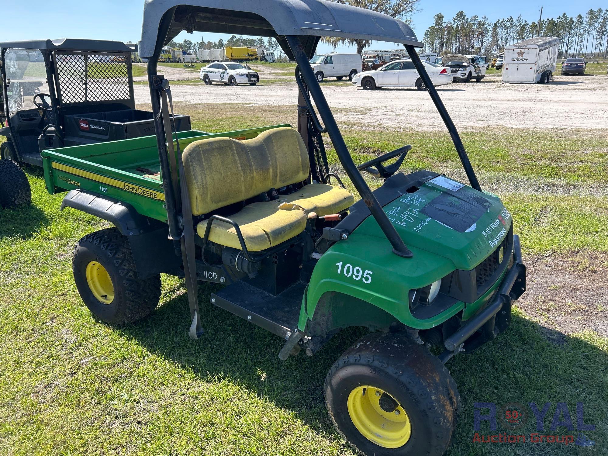 2016 John Deere HPX 4x4 Utility Cart