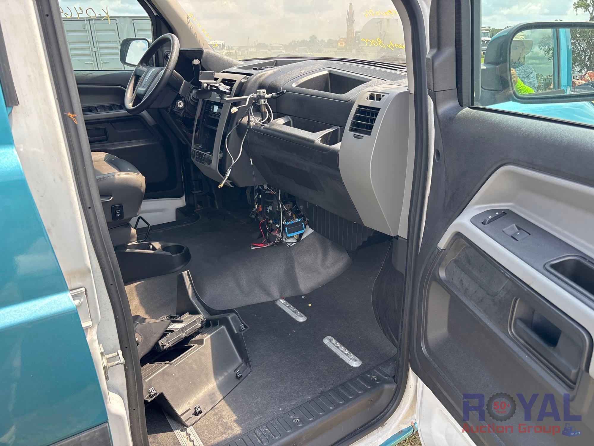 2016 Mobility Ventures Van