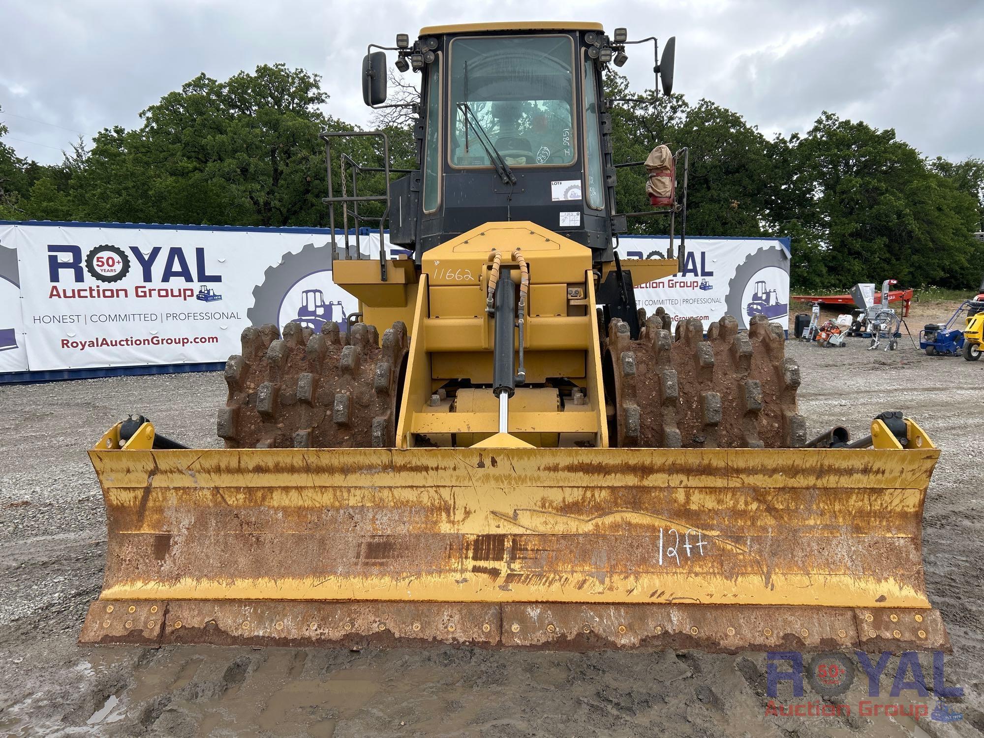 2019 Caterpillar 815K Articulated Compactor