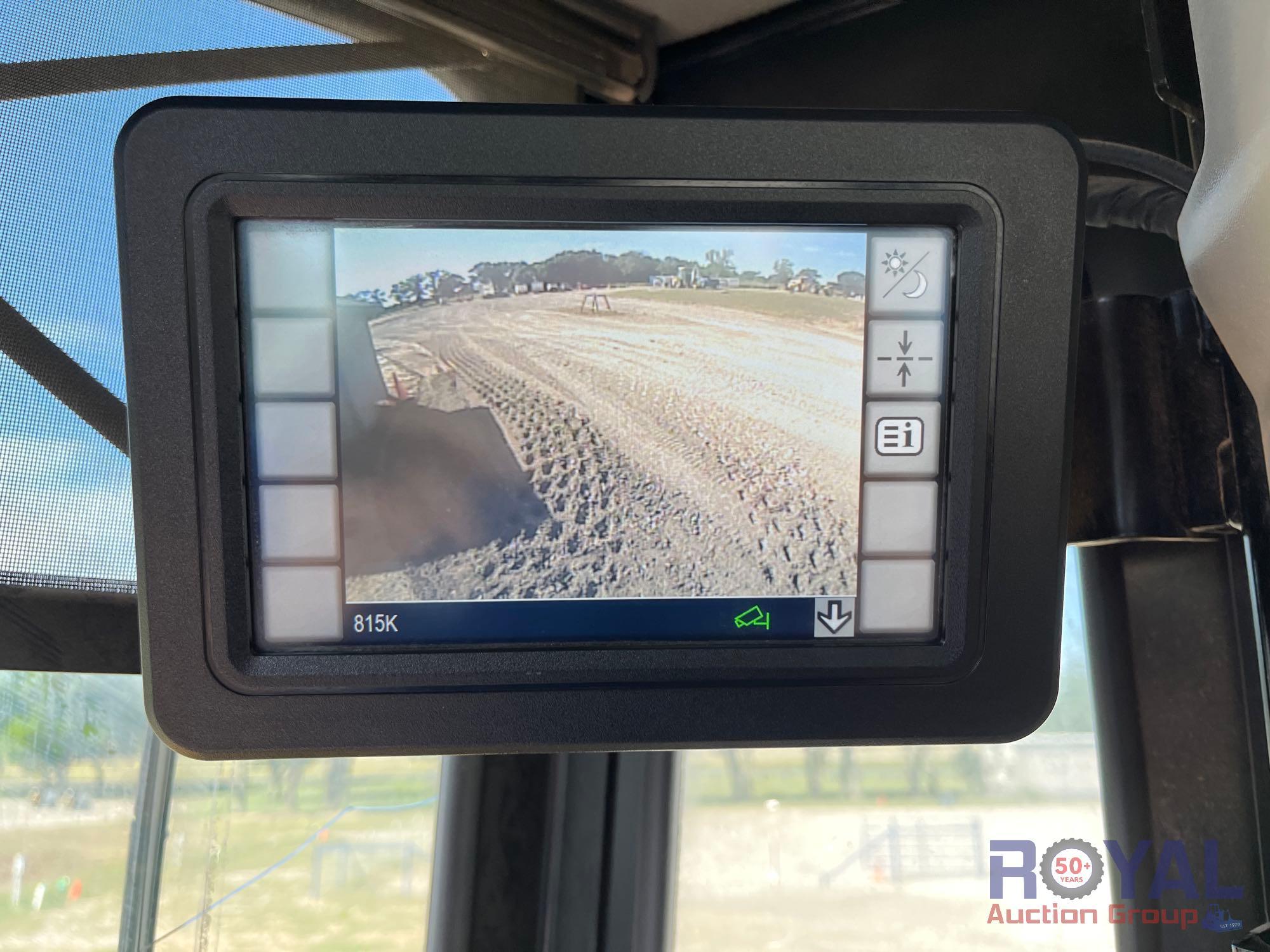 2019 Caterpillar 815K Articulated Compactor