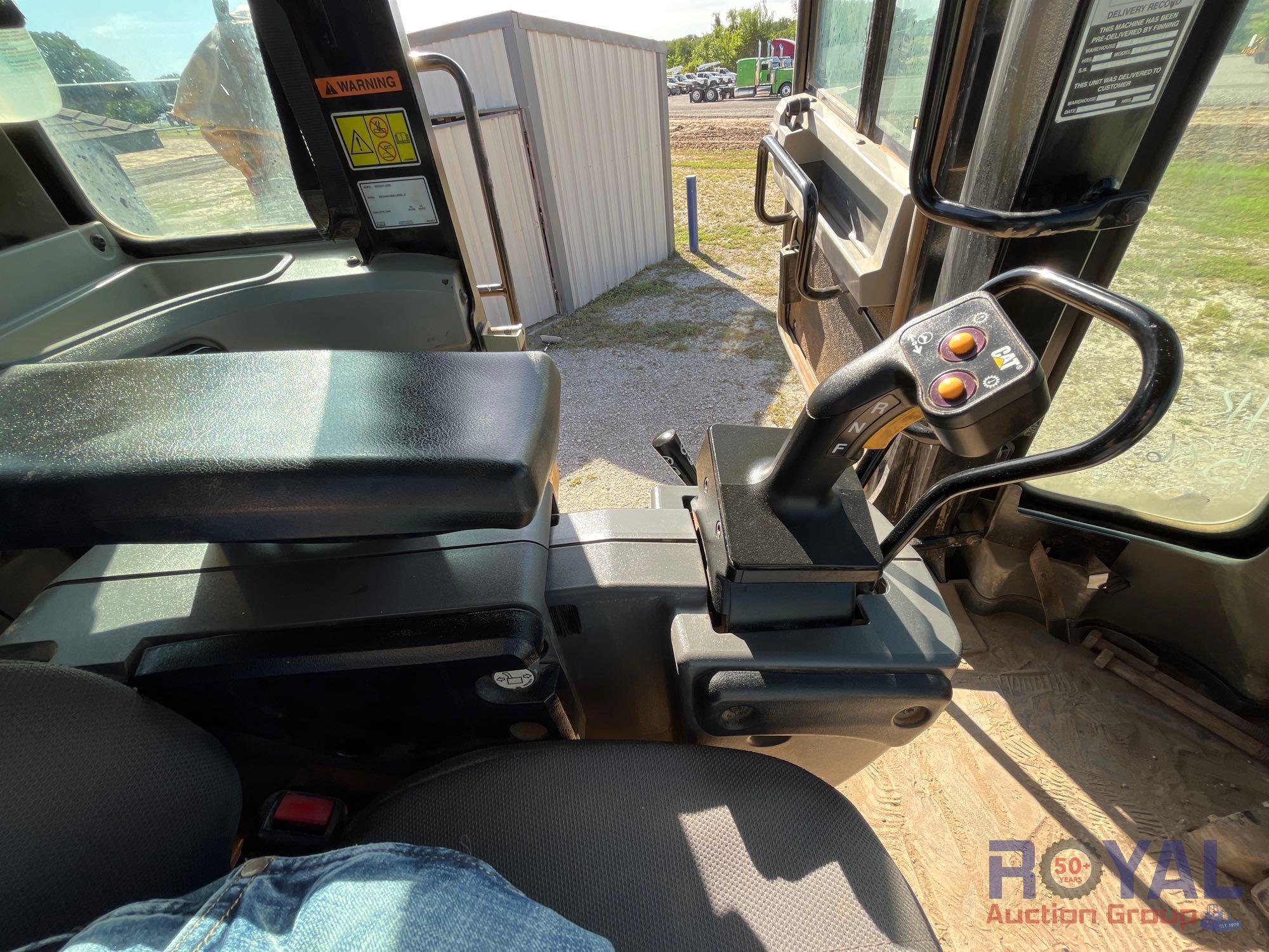 2019 Caterpillar 815K Articulated Compactor