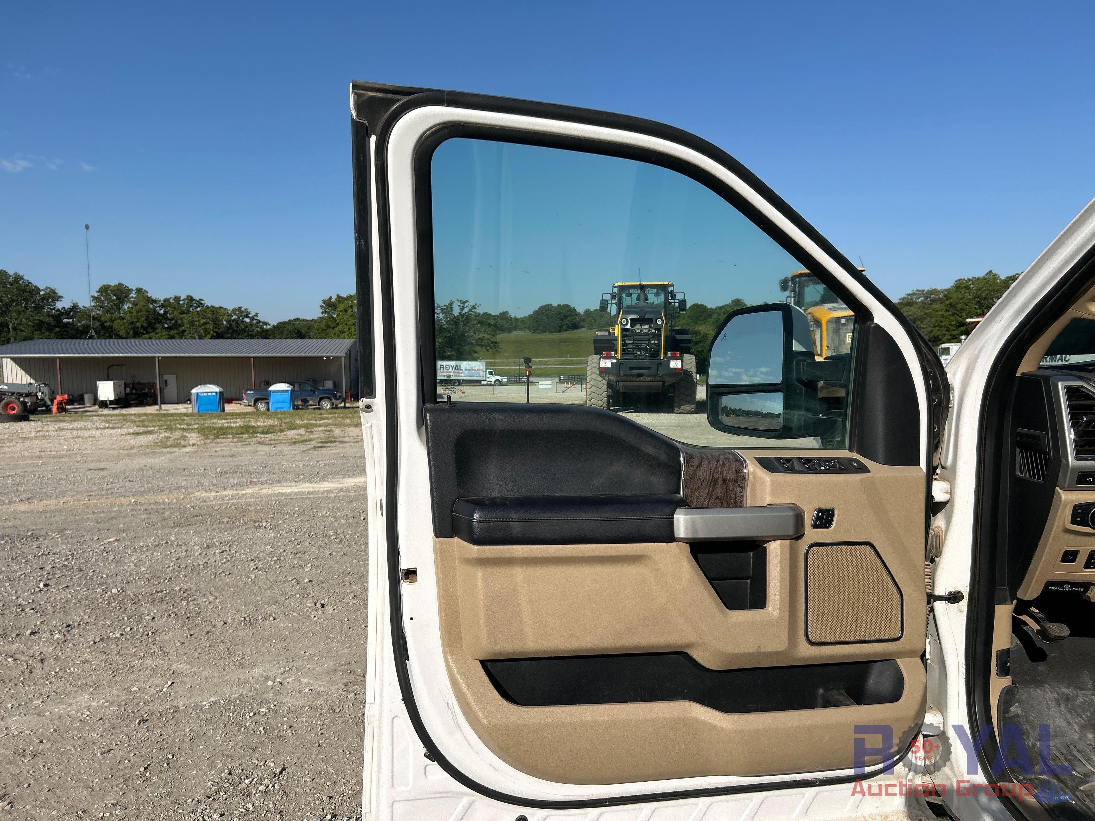 2018 Ford F-250 Lariat 4x4 Crew Cab Pickup Truck