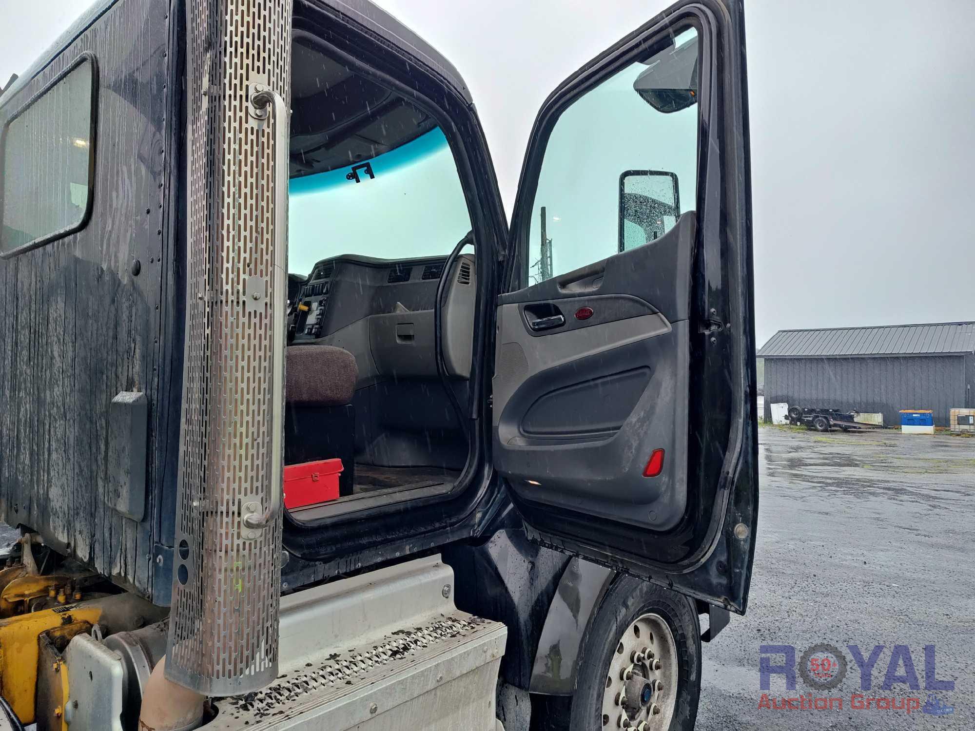 2016 Peterbilt 567 Tri-Axle Dump Truck