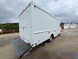 2001 Workhorse P42 SWAT Transport Truck