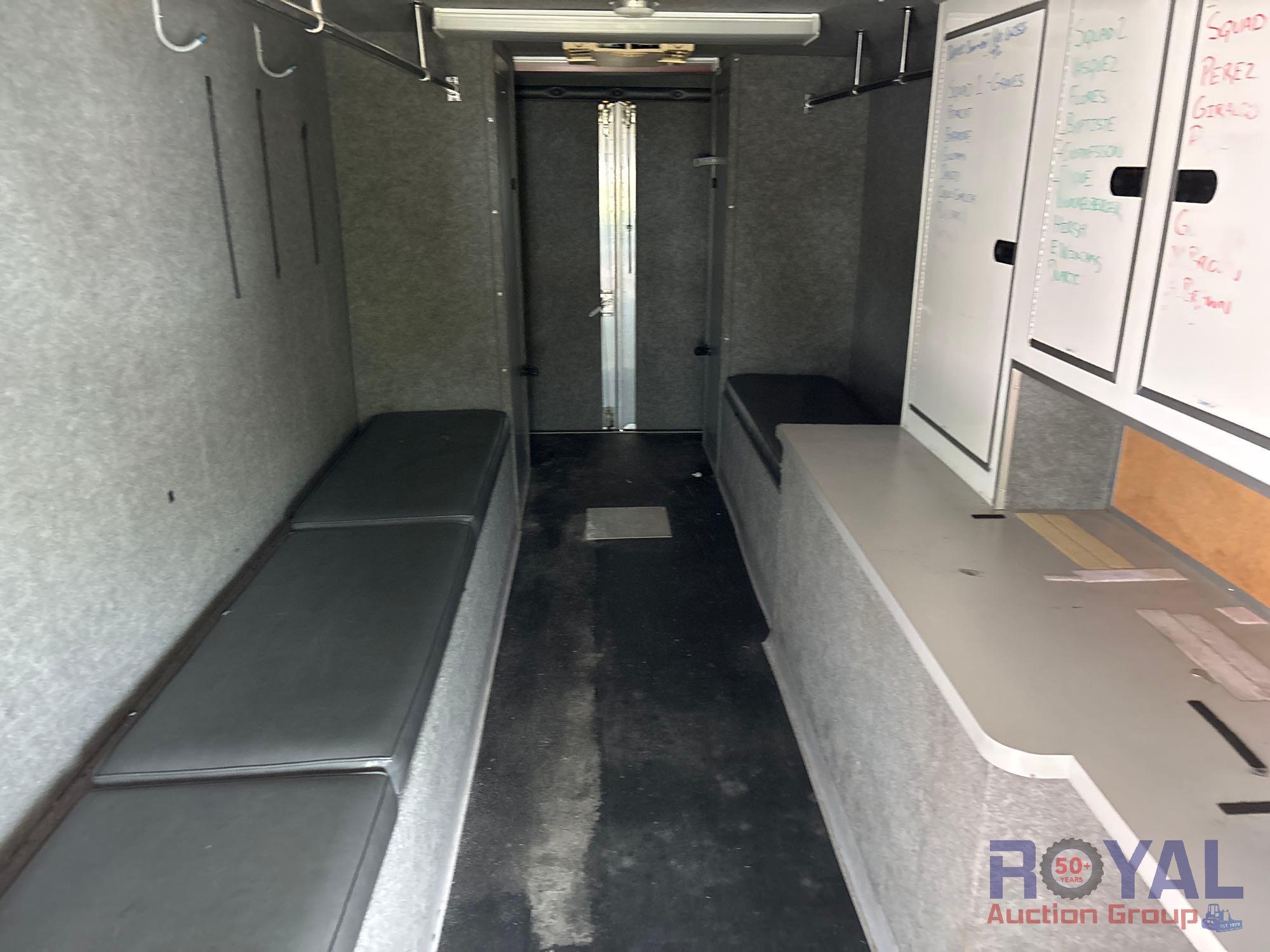 2001 Workhorse P42 SWAT Transport Truck