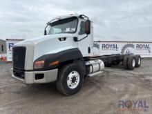 2015 Caterpillar CF7AA T/A Day Cab Truck Tractor