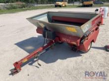 2017 Toro Top Dresser 2500 Model 44507 S/A Towable Trailer