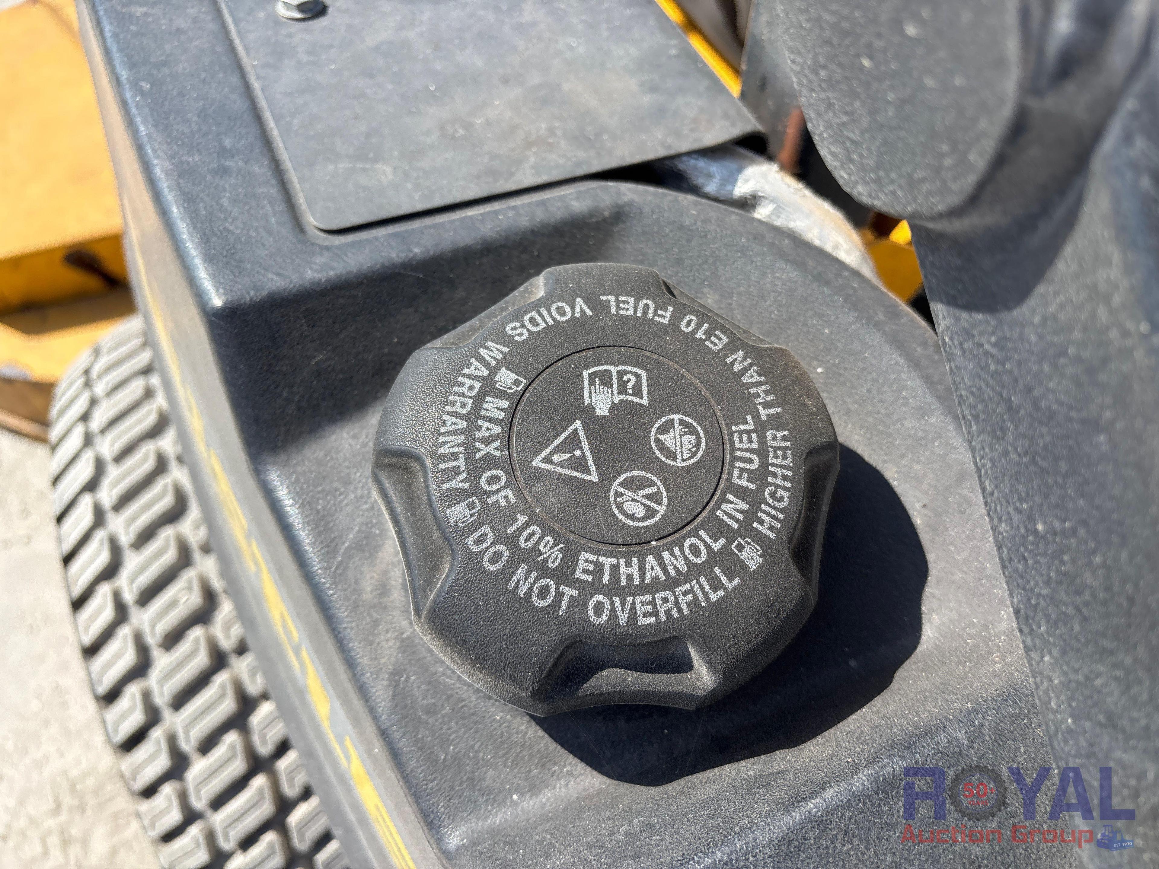 2021 Hustler Super Z 72in Zero Turn Commercial Mower