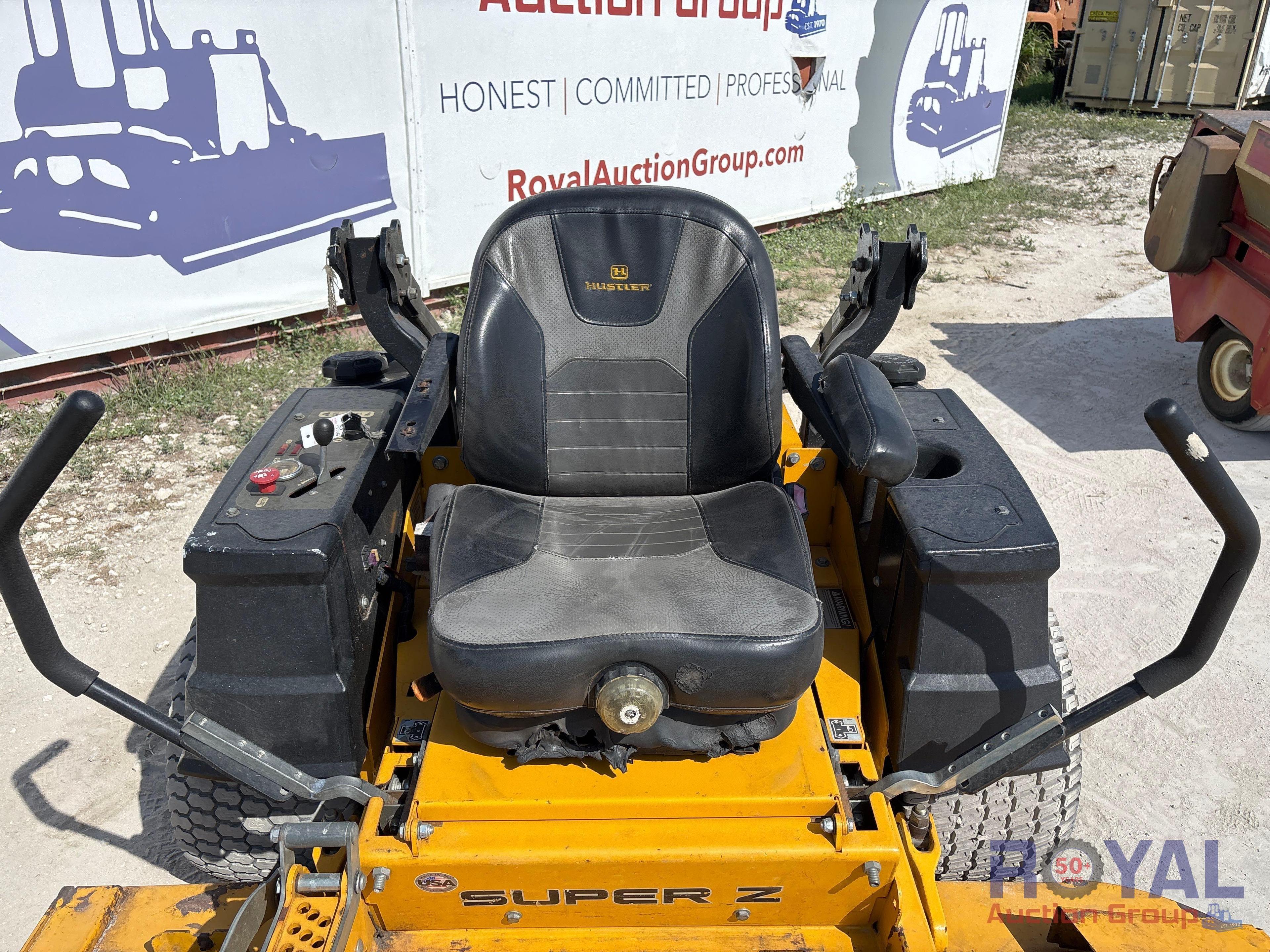 2021 Hustler Super Z 72in Zero Turn Commercial Mower