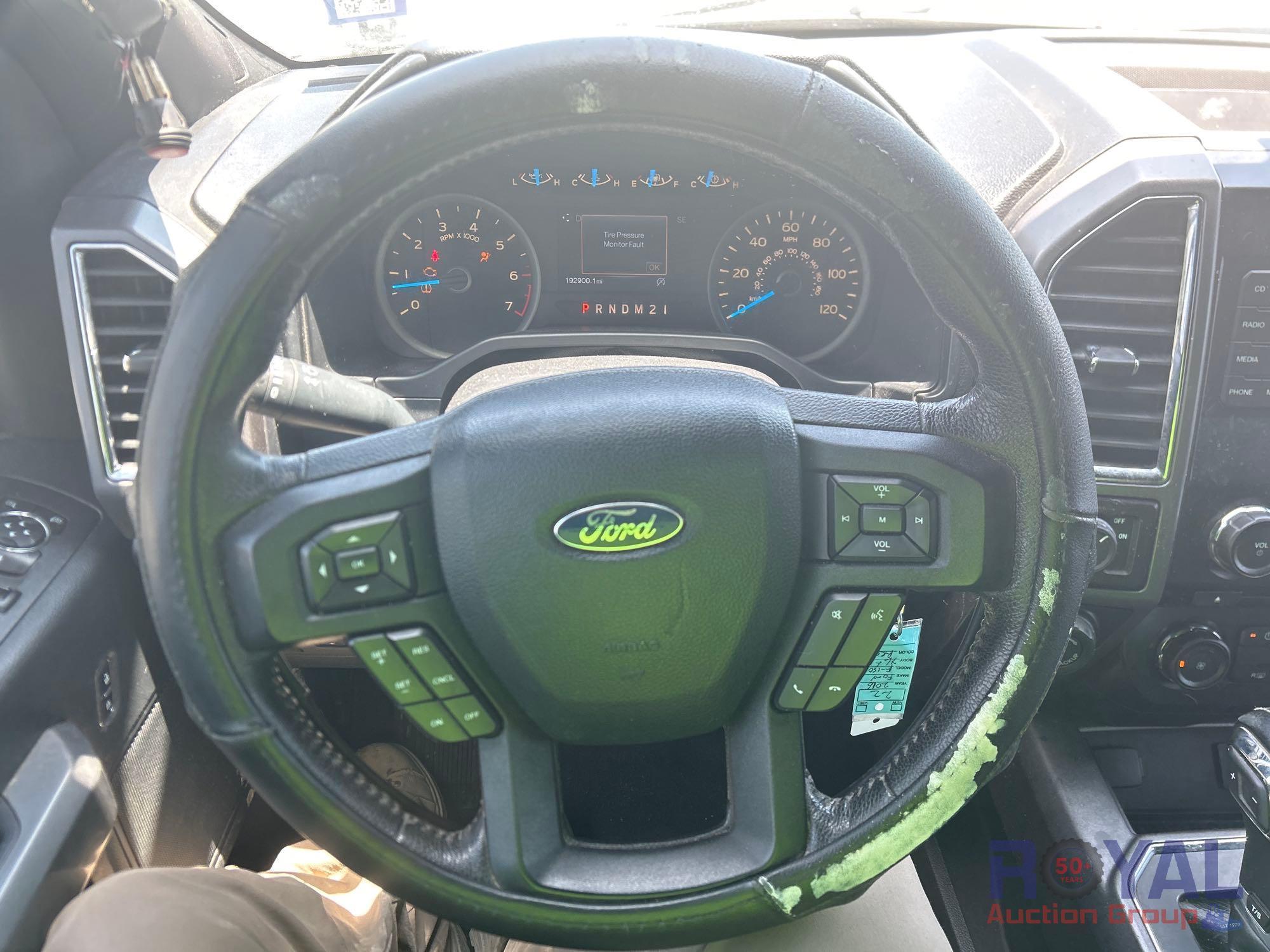 2016 Ford F-150 XLT Crew Cab Pickup Truck