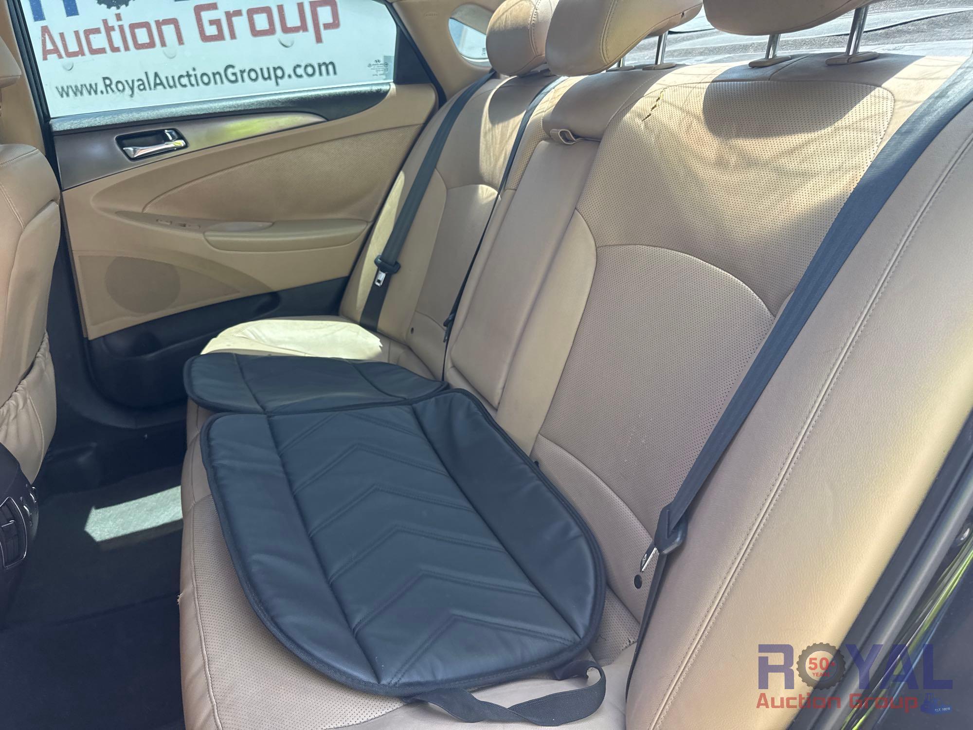 2013 Hyundai Sonata Hybrid Sedan