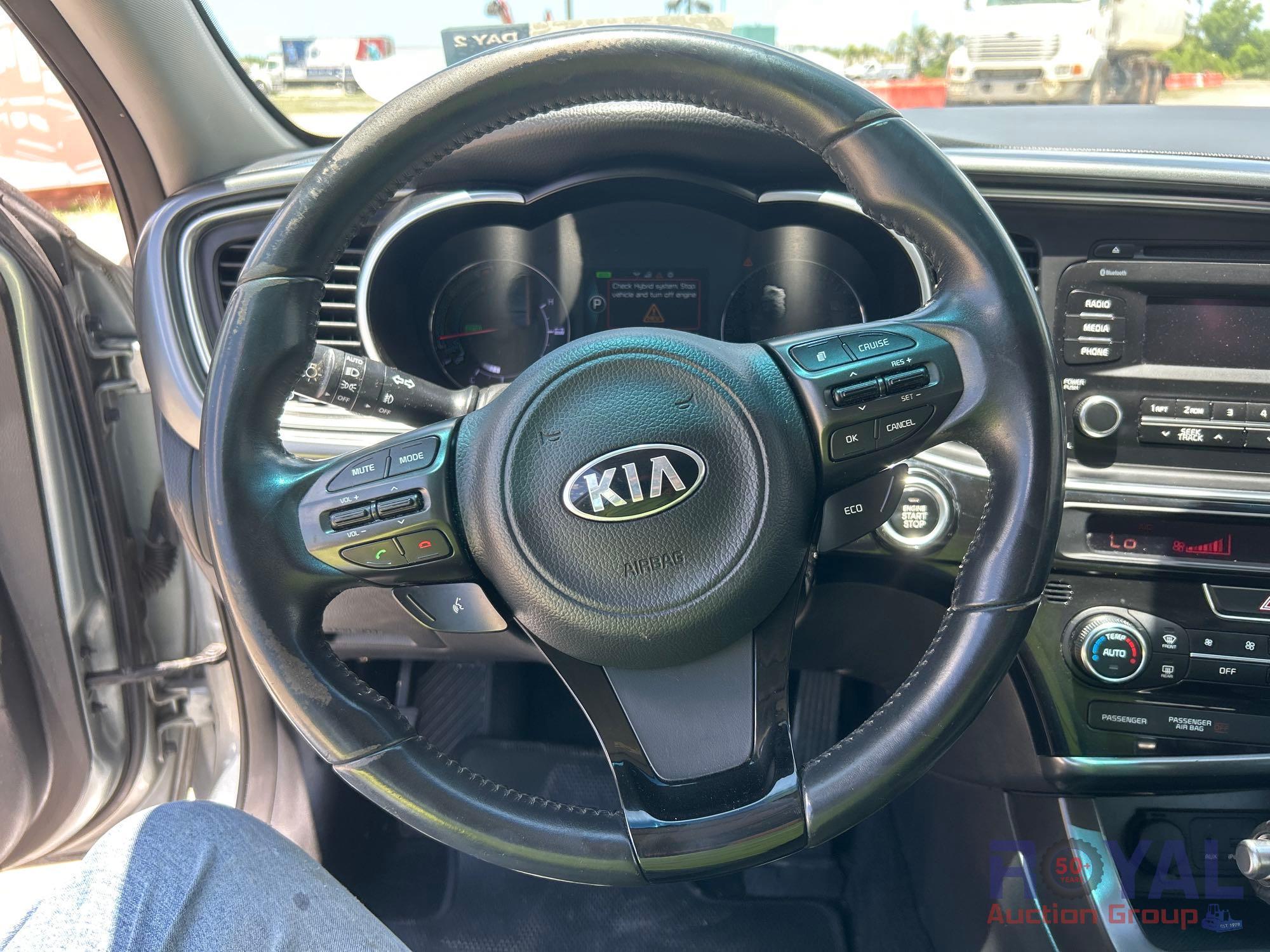 2014 Kia Optima Hybrid Sedan