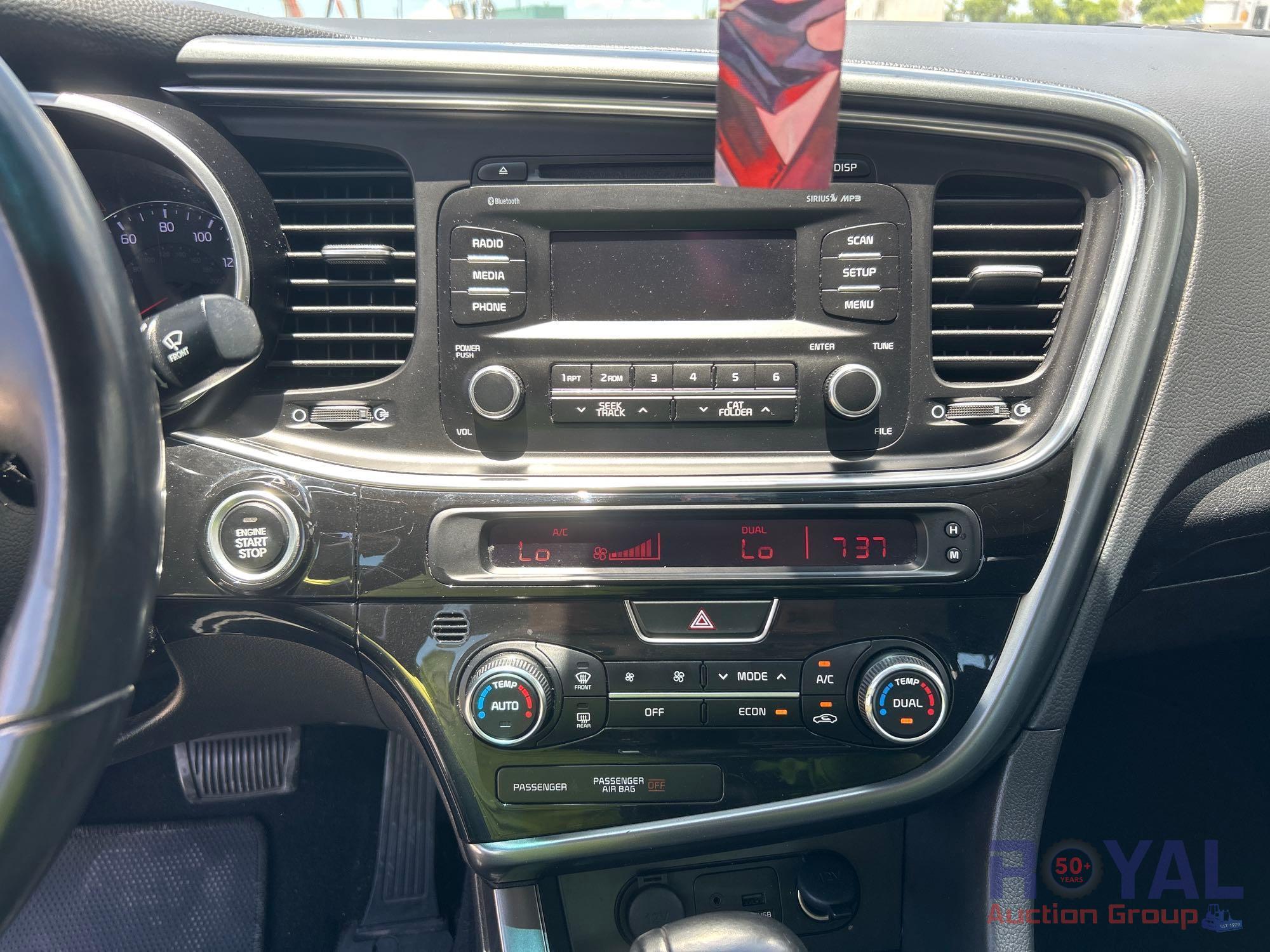 2014 Kia Optima Hybrid Sedan