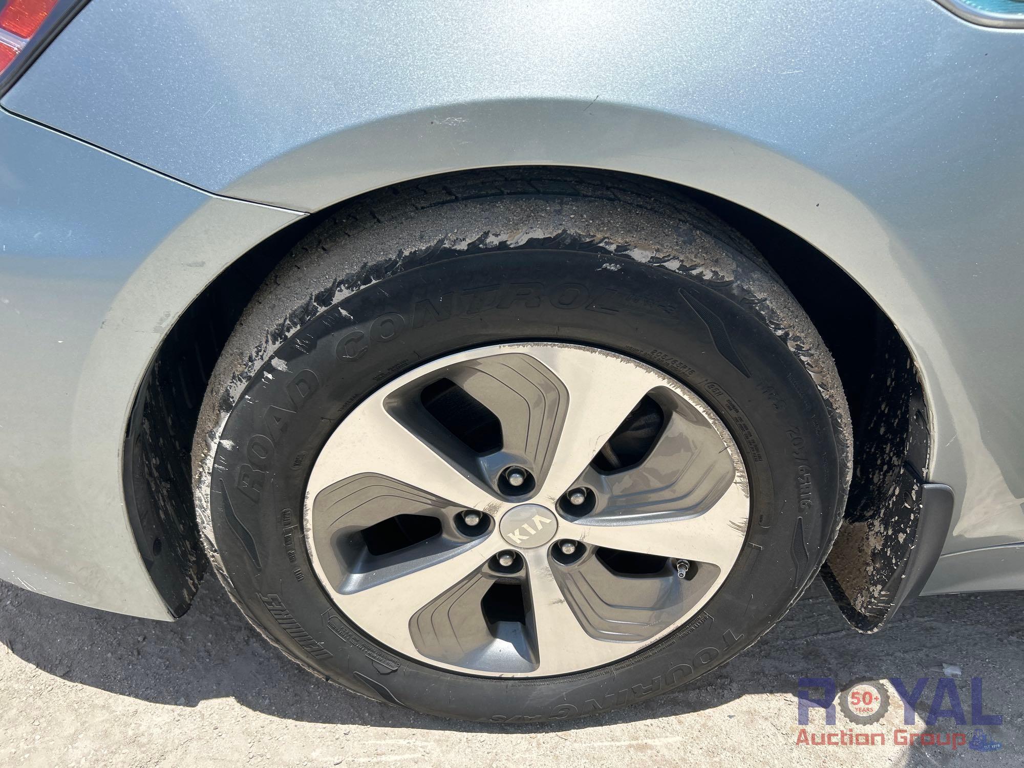 2014 Kia Optima Hybrid Sedan