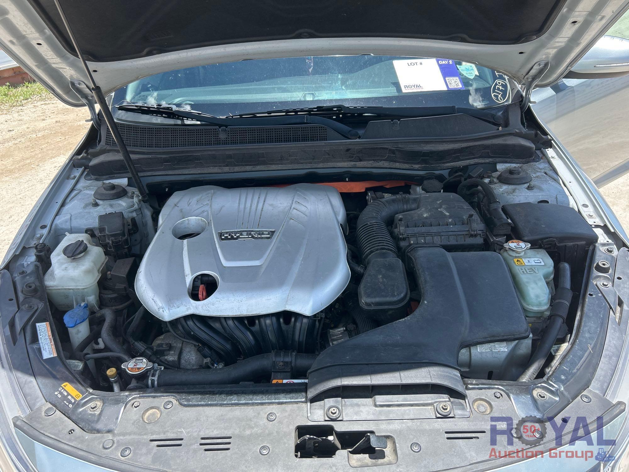 2014 Kia Optima Hybrid Sedan