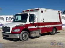 2004 Freightliner M2 106 Ambulance
