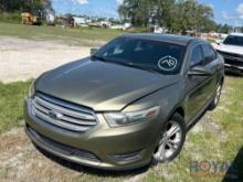 2013 Ford Taurus SEL Sedan