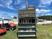 Selco V5-HD Vertical Hydraulic Baler