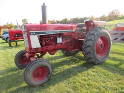 1977 International 686 Wide Front Tractor.