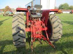 1977 International 686 Wide Front Tractor.