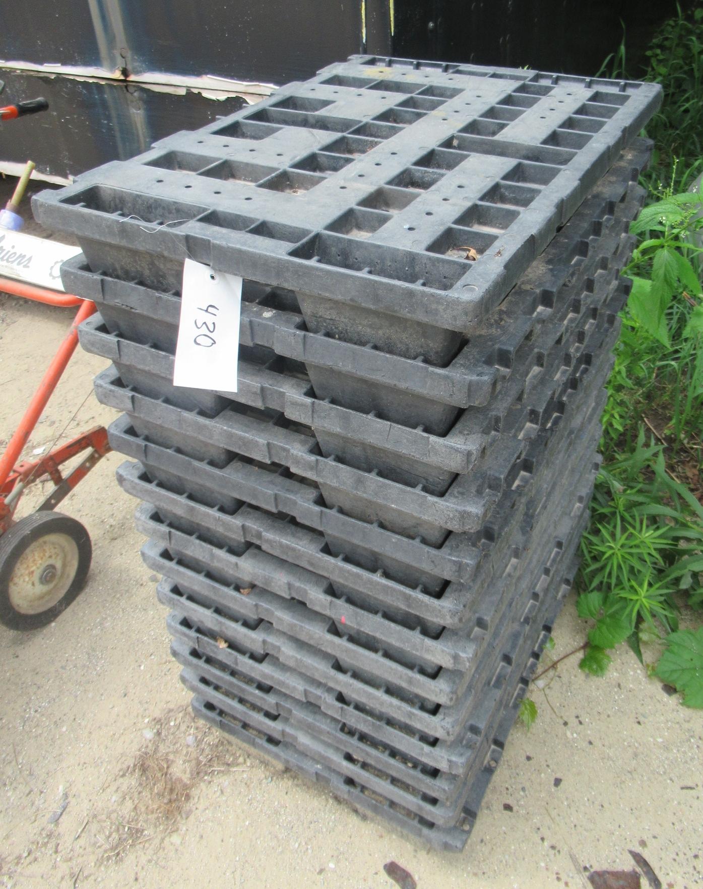 (13) Plastic Trays.