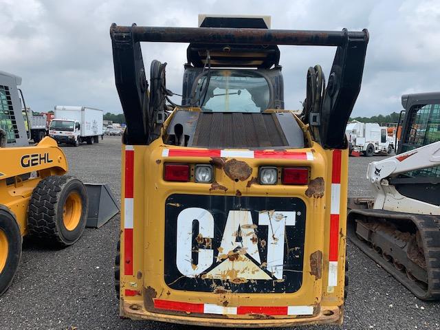 Caterpillar 272c skid steer