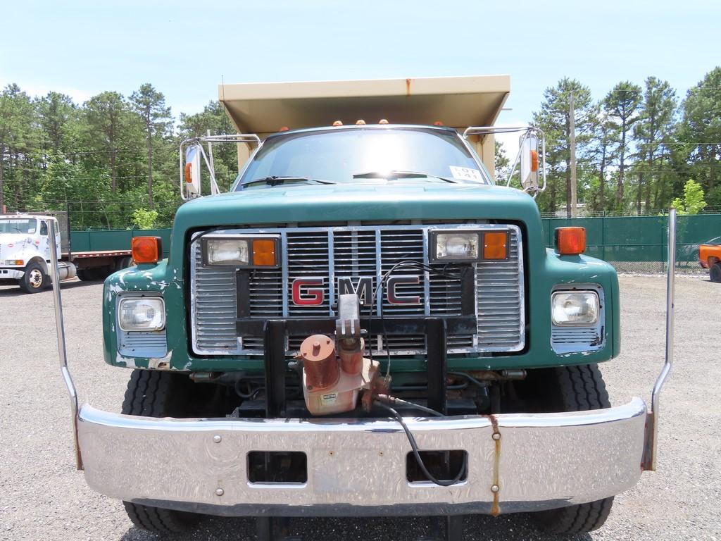 1990 GMC Topkick Single Axle Dump w/ Plow